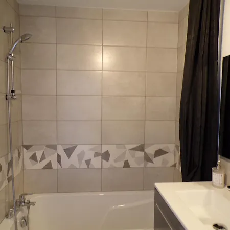 L'aventurier Apartment *